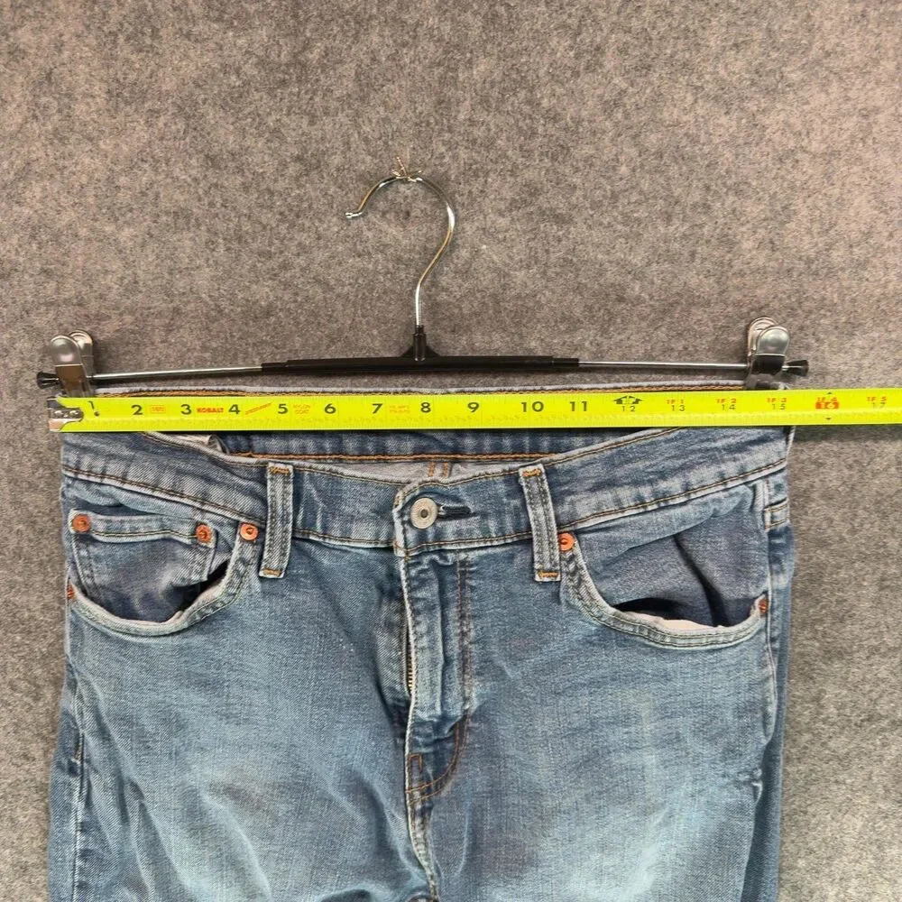 Levis these levi